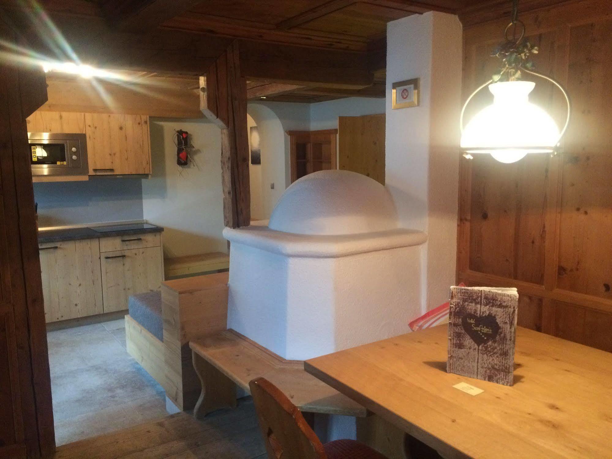 Apart Hotel San Antonio St Anton am Arlberg Eksteriør billede