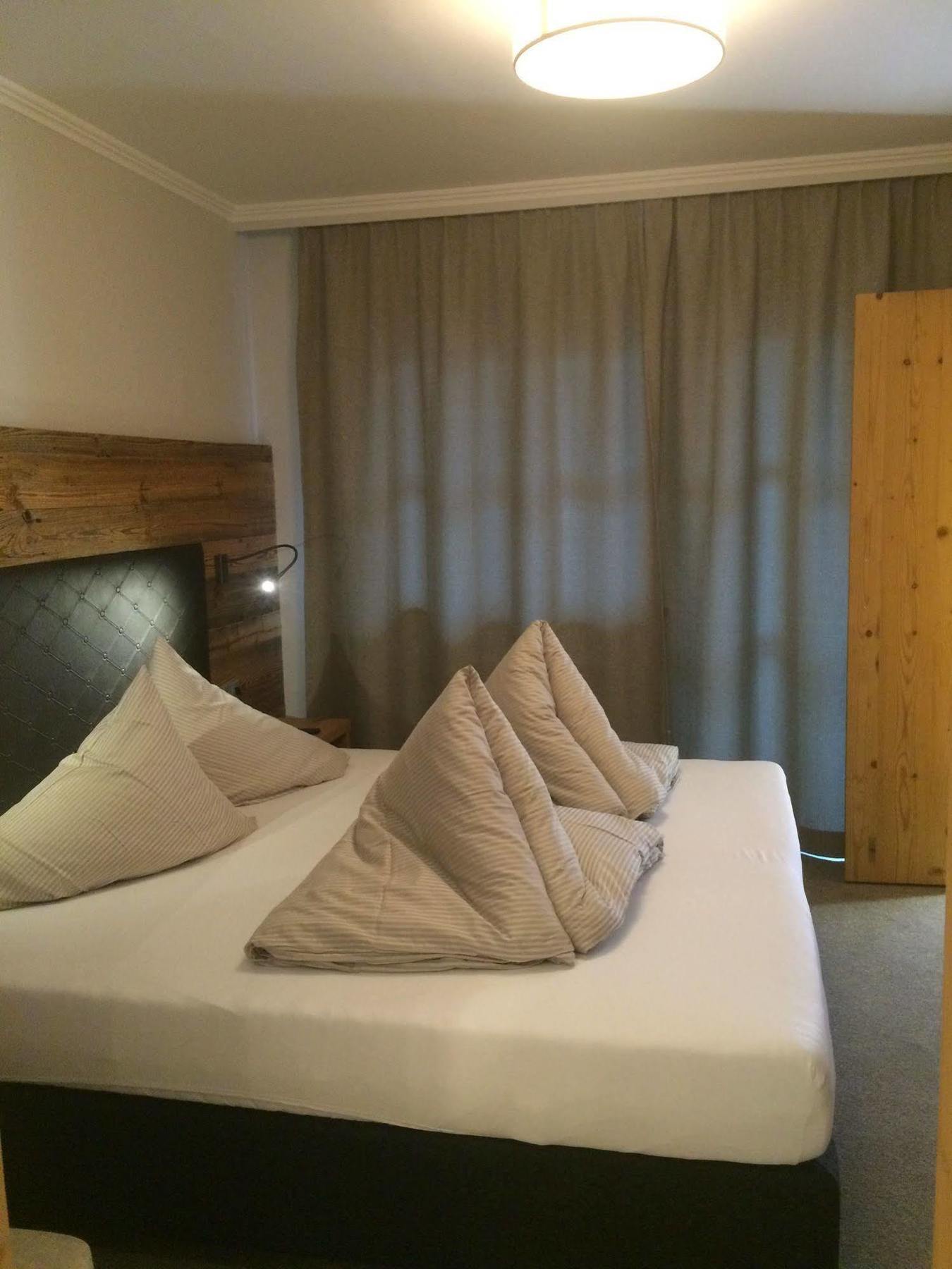 Apart Hotel San Antonio St Anton am Arlberg Eksteriør billede