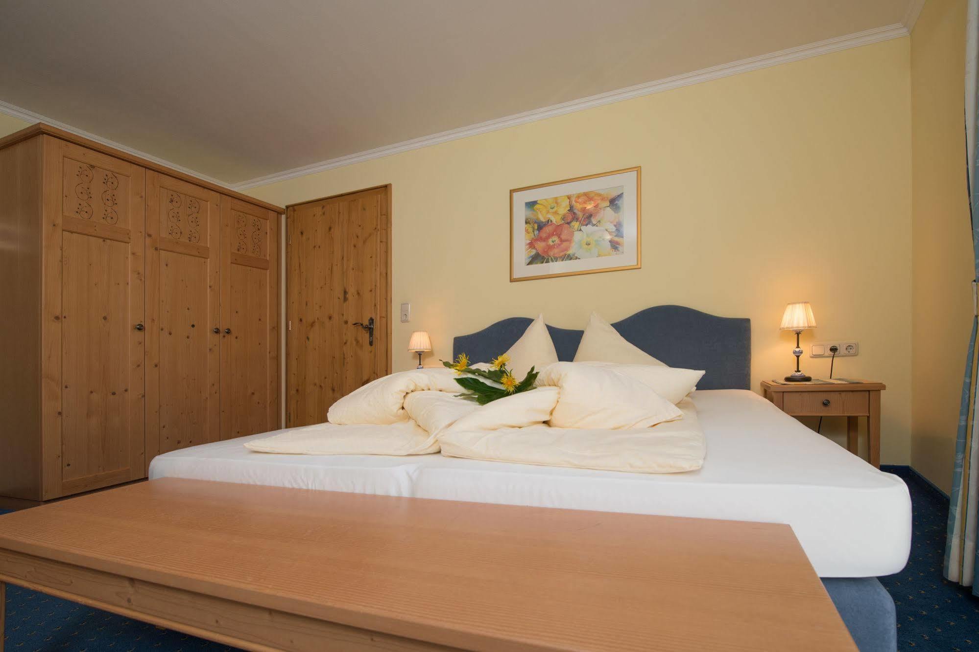 Apart Hotel San Antonio St Anton am Arlberg Eksteriør billede